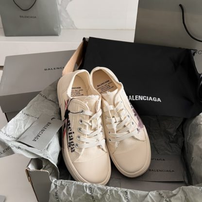 Balenciaga Couple's Retro Fashion Sneakers - Image 2