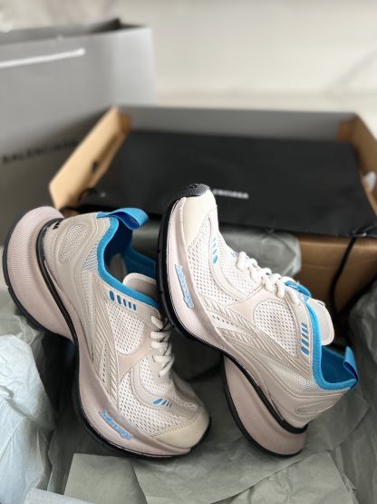 Balenciaga fashionable lightweight breathable running shoes - Image 2