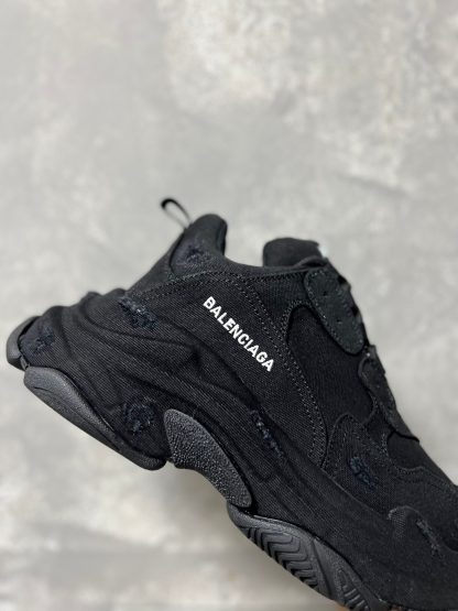Balenciaga Fashion Logo Sneakers - Image 2
