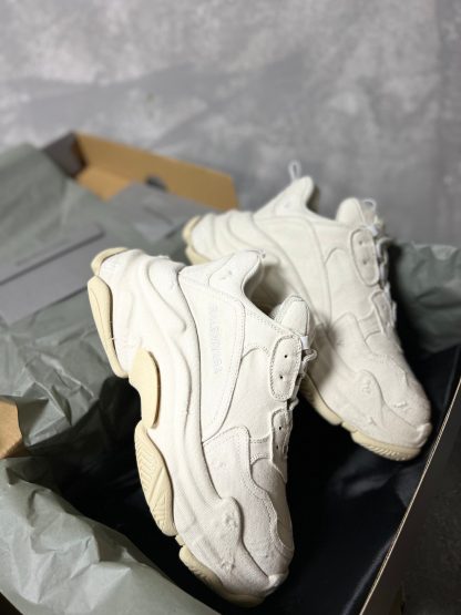 Balenciaga Fashion Canvas Dad Shoes - Image 2