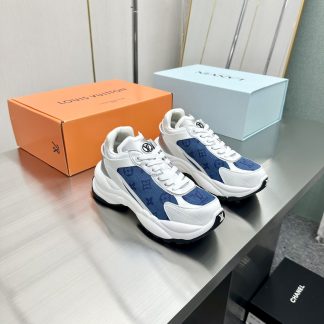 Louis Vuitton Run 55 sneakers