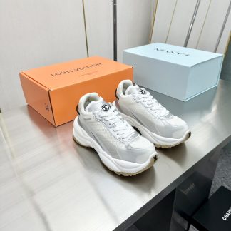 Louis Vuitton Run 55 sneakers