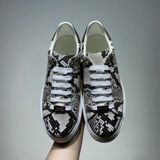 Louis Vuitton low-top new casual couple shoes