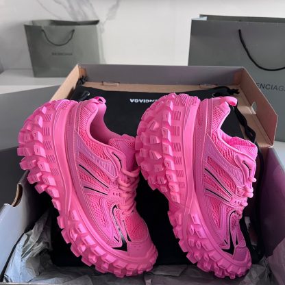 Balenciaga tire pattern sole sneakers - Image 2