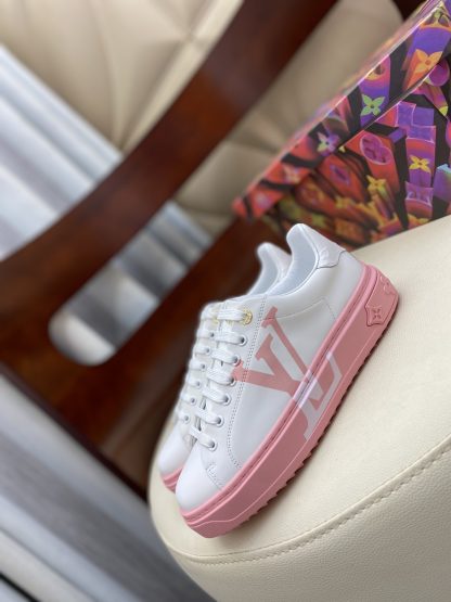 Louis Vuitton couple's Louis Vuitton buckle series casual shoes - Image 3