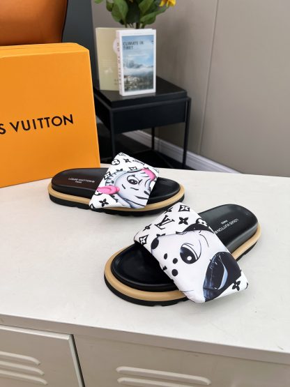Louis Vuitton ol llow comfort flat sandals - Image 3