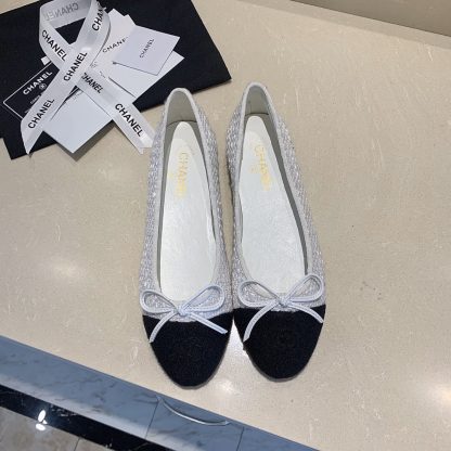 Chanel fashion item white elegant and exquisite ballet shoes - Image 2