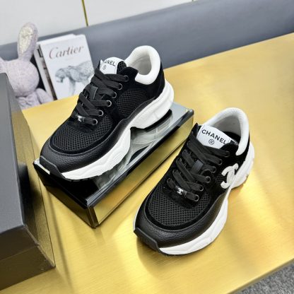 Chanel black classic breathable casual shoes for men and women - Image 2