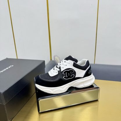 Chanel men's and women's couple's black and white classic breathable casual dad shoes - Image 2