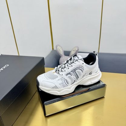 Chanel men's and women's couple's white and black classic breathable versatile casual dad shoes - Image 2