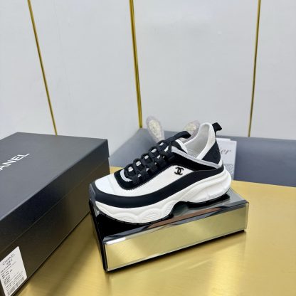 Chanel men's and women's couple's black and white classic sports fashion casual dad shoes - Image 2