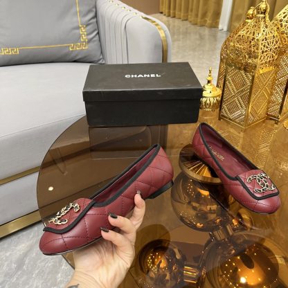 Chanel autumn and winter new red small round head retro loafers - Image 2