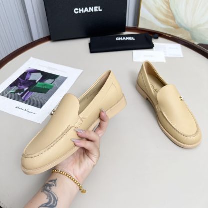 Chanel Spring/Summer Dancing Shoes Collection Apricot Retro Loafers - Image 2