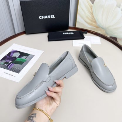 Chanel Spring/Summer Dancing Shoes Collection Blue-Gray Retro Loafers - Image 2