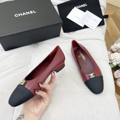 Chanel autumn and winter new small round head red retro loafers - Image 2