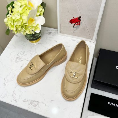 Chanel early spring apricot new temperament loafers - Image 2