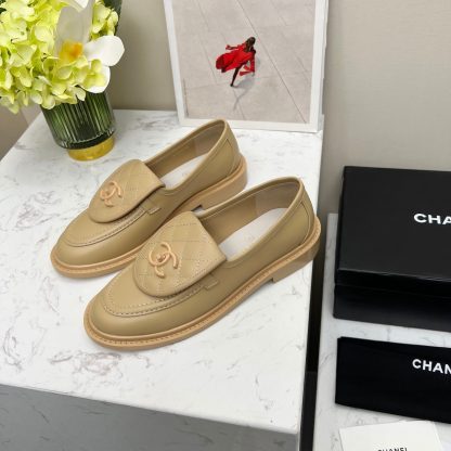 Chanel early spring apricot matte new temperament loafers - Image 2