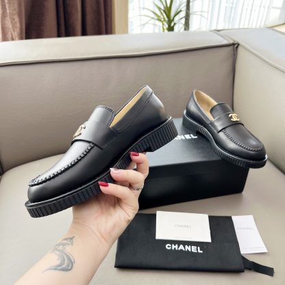 Chanel Early Spring Dance Shoes Series Black Small Round Head Retro Loafers - Image 2
