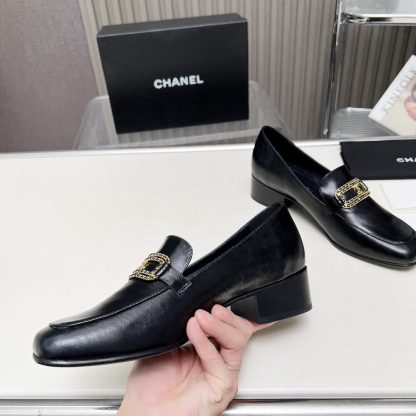 Chanel Early Spring Dance Shoes Series Small Round Toe Black Loafers Heel Height 4cm - Image 2