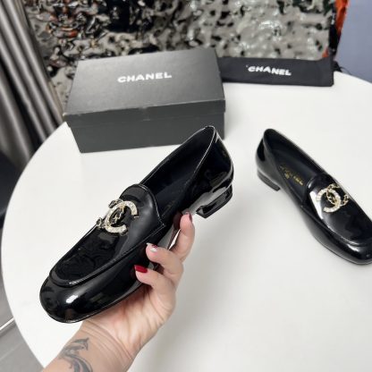 Chanel Early Spring Dance Shoes Series Small Round Toe Slim Black Shiny Loafers - Image 2