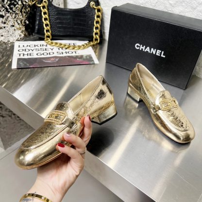 Chanel Early Spring Dance Shoes Series Small Round Head Gold Loafers Heel Height 3cm - Image 2