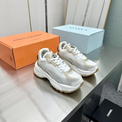 Louis Vuitton Run 55 sneakers - Image 2