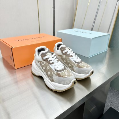 Louis Vuitton Run 55 sneakers - Image 2