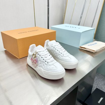 Louis Vuitton platform casual sneakers - Image 2
