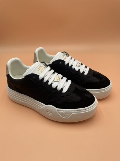 Louis Vuitton casual all-match sneakers - Image 2