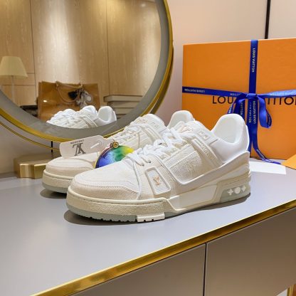 Louis Vuitton's popular skateboard shoes - Image 2