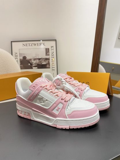 Louis Vuitton's popular skateboard shoes - Image 2