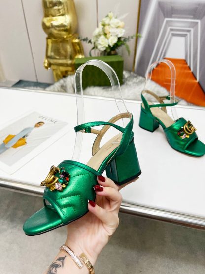 Gucci's new spring and summer rhinestone buckle round-toe thick-heeled sandals - Image 2