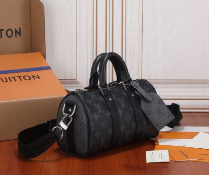Louis Vuitton Keepall 25 Handbag - Image 2