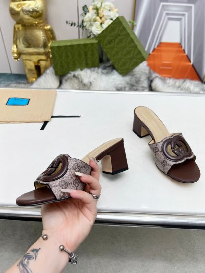 Gucci platform slippers - Image 3