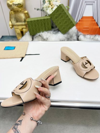 Gucci platform slippers - Image 3