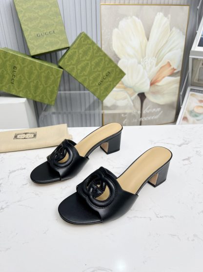 Gucci Interlocking G slide sandals - Image 2