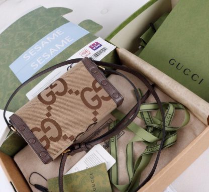 Gucci canvas fashion printed crossbody bag - Image 2