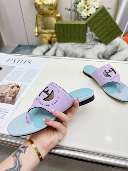 Gucci flip flops - Image 3