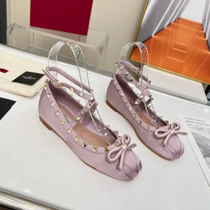 VALENTINO Elegant Minimalist Studded Flat Shoes Casual Shoes - Image 2