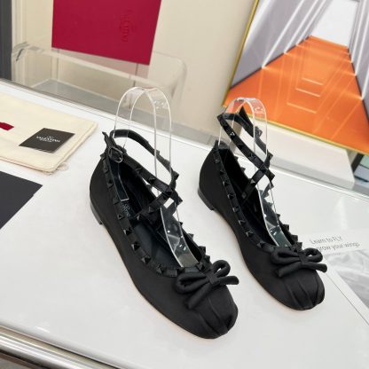 VALENTINO Elegant flat shoes with rivets and fashionable casual shoes - Image 2