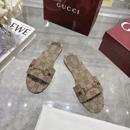Gucci Horsebit Women's Beach Sandals - Image 2