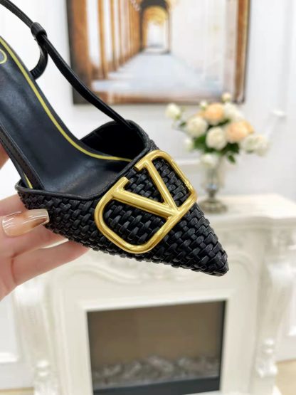 VALENTINO simple temperament high heels - Image 3