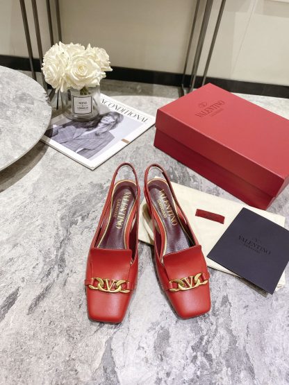 VALENTINO Gold V-chain high-end fashion sandals high heels