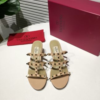 VALENTINO exquisite rivet sandals high heels