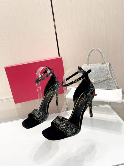 VALENTINO exquisite diamond-studded high heels - Image 2