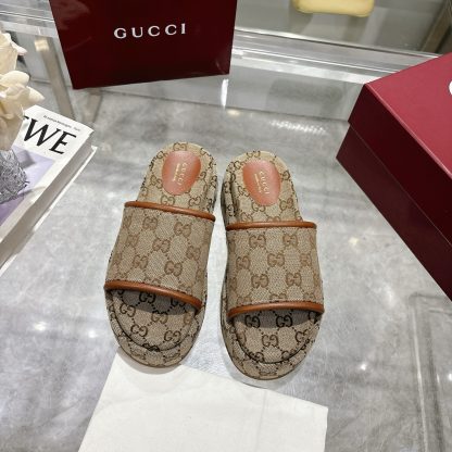 Gucci Women's New GG Platform Slide Sandals - Image 2