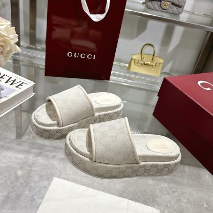 Gucci Women's New GG Platform Slide Sandals - Image 2