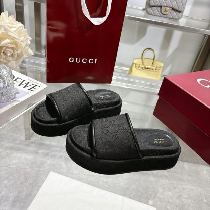 Gucci Women's New GG Platform Slide Sandals - Image 2