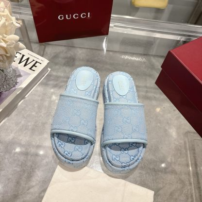 Gucci Women's New GG Platform Slide Sandals - Image 2