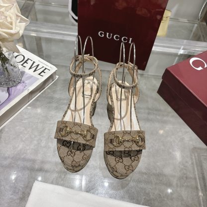 Gucci Women's Horsebit Flat Mid-Heel Platform Sandals - Image 2